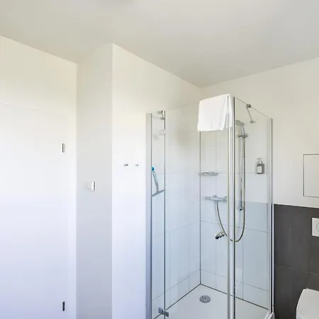 Eagle Mit Ostseeblick - Haus Fore Zu Schloss Ranzow Lohme